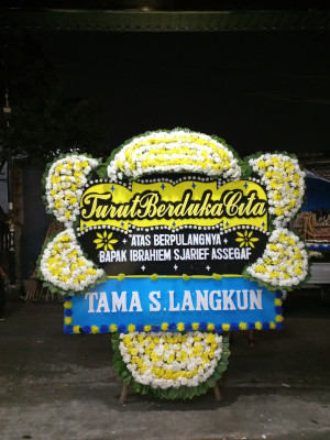 Papan Bunga Duka di Wanakerta